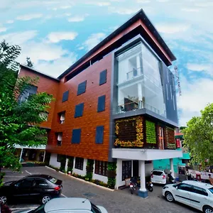 Hotel Wild Saga, Thekkady