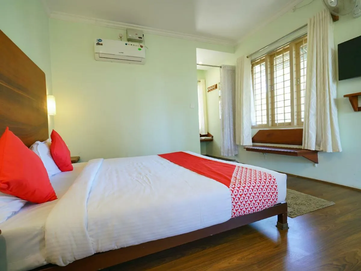 Oyo 9348 Hotel Lonely Stay Thekkady India